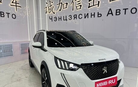 Peugeot 2008 II, 2022 год, 1 600 000 рублей, 3 фотография