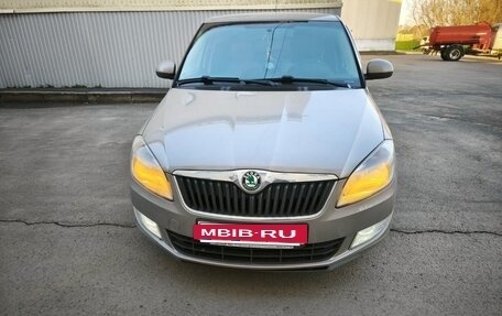 Skoda Fabia II, 2011 год, 545 000 рублей, 2 фотография
