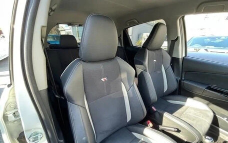 Toyota Vitz, 2018 год, 816 027 рублей, 8 фотография