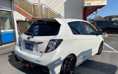 Toyota Vitz, 2018 год, 816 027 рублей, 5 фотография