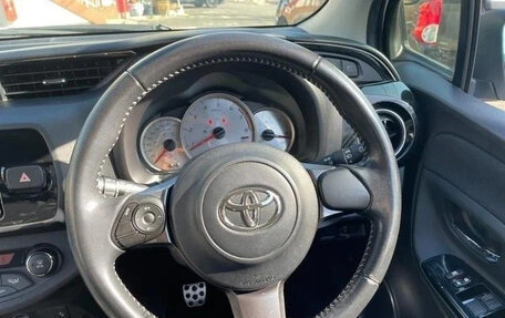Toyota Vitz, 2018 год, 816 027 рублей, 15 фотография