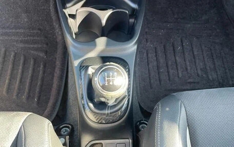 Toyota Vitz, 2018 год, 816 027 рублей, 17 фотография