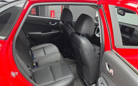 Hyundai Kona I, 2022 год, 1 790 000 рублей, 7 фотография