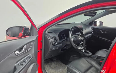 Hyundai Kona I, 2022 год, 1 790 000 рублей, 6 фотография