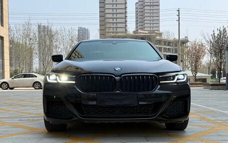 BMW 5 серия, 2021 год, 5 675 007 рублей, 2 фотография