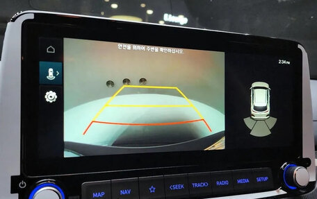 Hyundai Kona I, 2022 год, 1 859 000 рублей, 8 фотография