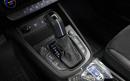 Hyundai Kona I, 2022 год, 2 303 000 рублей, 9 фотография