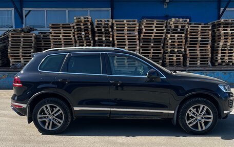 Volkswagen Touareg III, 2017 год, 3 200 000 рублей, 4 фотография