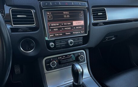 Volkswagen Touareg III, 2017 год, 3 200 000 рублей, 14 фотография