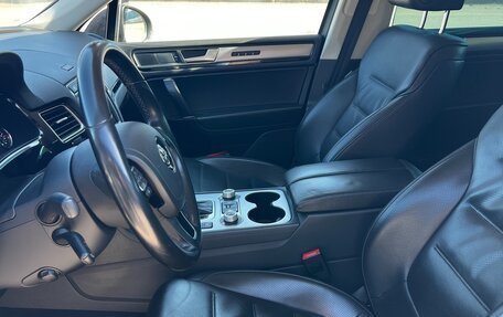 Volkswagen Touareg III, 2017 год, 3 200 000 рублей, 18 фотография