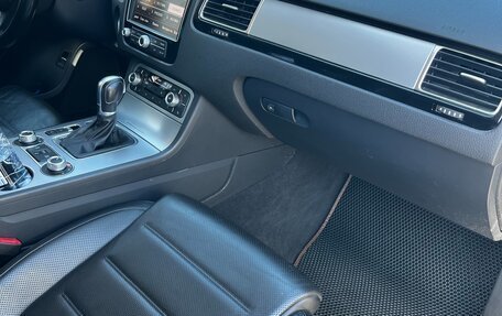 Volkswagen Touareg III, 2017 год, 3 200 000 рублей, 19 фотография