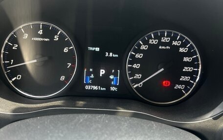 Mitsubishi Outlander III рестайлинг 3, 2021 год, 2 360 000 рублей, 5 фотография