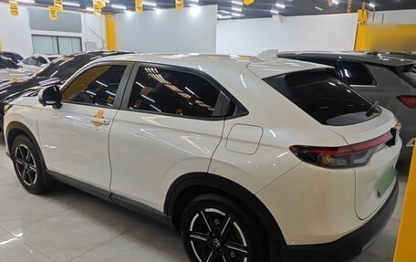 Honda Vezel, 2023 год, 2 129 600 рублей, 6 фотография