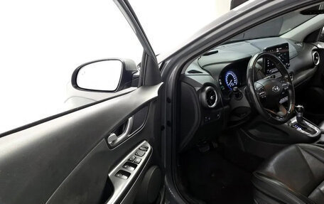 Hyundai Kona I, 2022 год, 1 650 000 рублей, 9 фотография