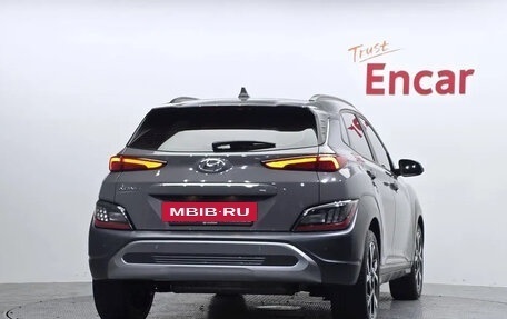 Hyundai Kona I, 2022 год, 1 650 000 рублей, 4 фотография