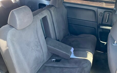 Honda Freed I, 2011 год, 950 000 рублей, 13 фотография