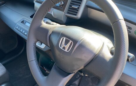 Honda Freed I, 2011 год, 950 000 рублей, 15 фотография