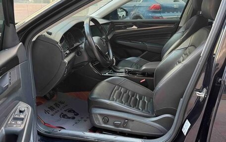 Volkswagen Passat B8 рестайлинг, 2022 год, 1 840 000 рублей, 10 фотография