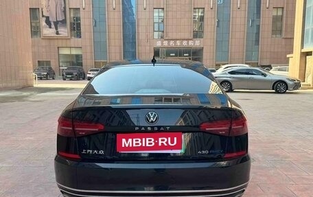 Volkswagen Passat B8 рестайлинг, 2022 год, 1 840 000 рублей, 5 фотография