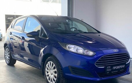 Ford Fiesta, 2016 год, 700 000 рублей, 3 фотография