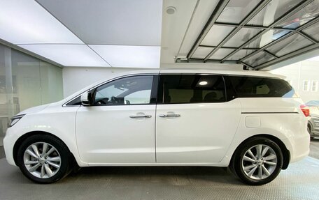 KIA Carnival III, 2020 год, 3 199 000 рублей, 10 фотография