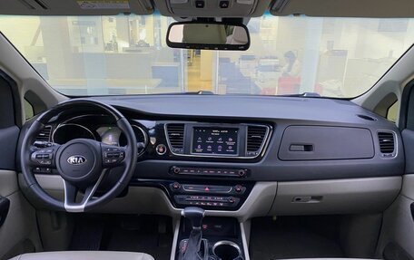 KIA Carnival III, 2020 год, 3 199 000 рублей, 17 фотография