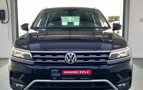 Volkswagen Tiguan II, 2020 год, 3 049 000 рублей, 2 фотография