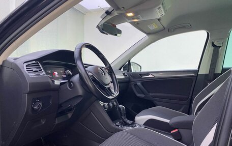 Volkswagen Tiguan II, 2020 год, 3 049 000 рублей, 20 фотография