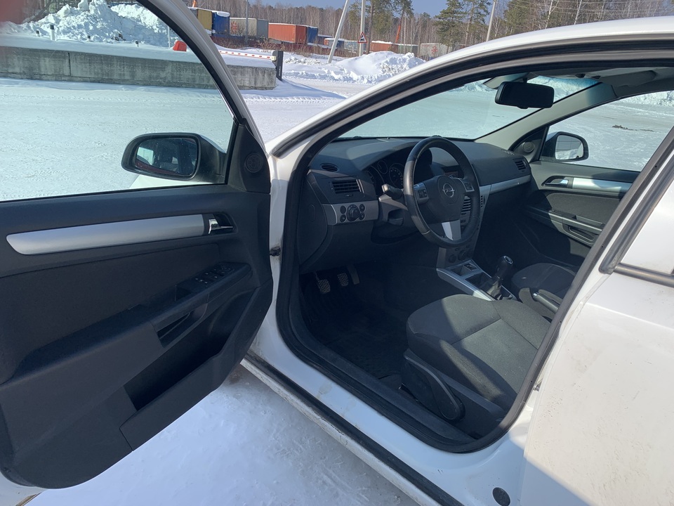 Opel Astra H рестайлинг, 2014 год, 700 000 рублей, 5 фотография