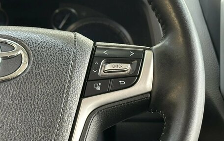 Toyota Land Cruiser Prado 150 рестайлинг 2, 2021 год, 7 600 000 рублей, 14 фотография