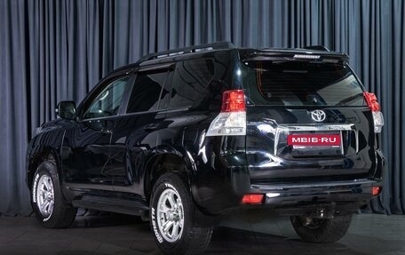 Toyota Land Cruiser Prado 150 рестайлинг 2, 2011 год, 2 769 000 рублей, 2 фотография