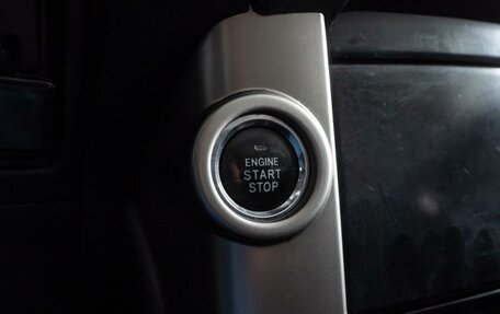 Toyota Land Cruiser Prado 150 рестайлинг 2, 2011 год, 2 769 000 рублей, 17 фотография