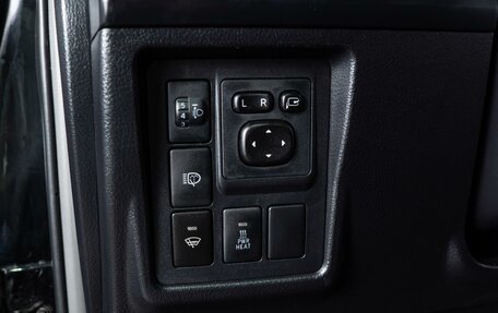 Toyota Land Cruiser Prado 150 рестайлинг 2, 2011 год, 2 769 000 рублей, 20 фотография