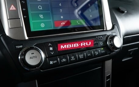 Toyota Land Cruiser Prado 150 рестайлинг 2, 2011 год, 2 769 000 рублей, 18 фотография