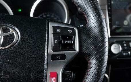 Toyota Land Cruiser Prado 150 рестайлинг 2, 2011 год, 2 769 000 рублей, 22 фотография