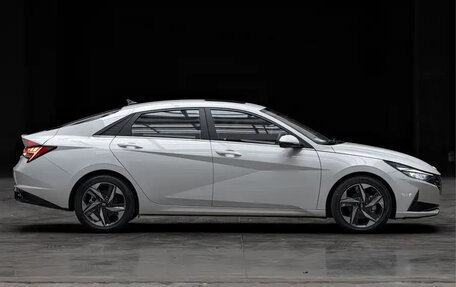 Hyundai Elantra, 2023 год, 1 296 017 рублей, 4 фотография