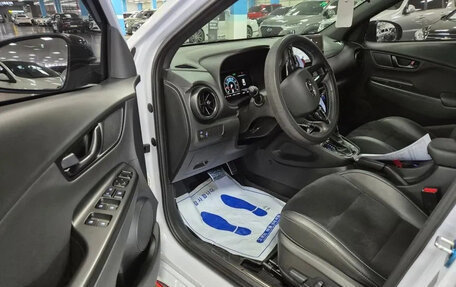 Hyundai Kona I, 2022 год, 2 525 000 рублей, 6 фотография