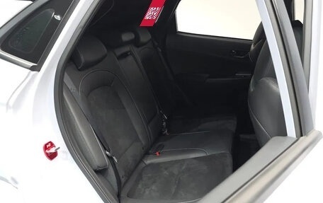 Hyundai Kona I, 2022 год, 2 483 000 рублей, 7 фотография
