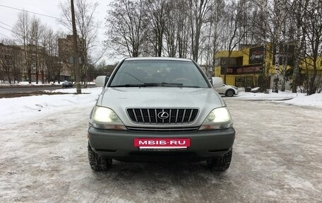 Lexus RX IV рестайлинг, 2002 год, 630 000 рублей, 2 фотография