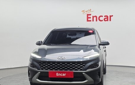 Hyundai Kona I, 2022 год, 1 620 000 рублей, 2 фотография