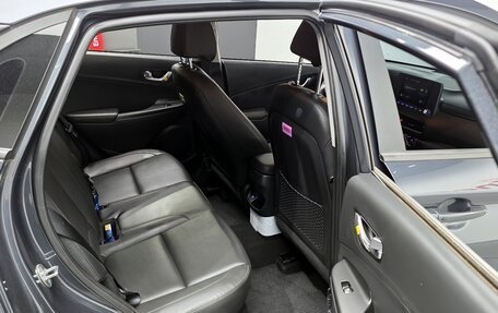 Hyundai Kona I, 2022 год, 1 620 000 рублей, 7 фотография