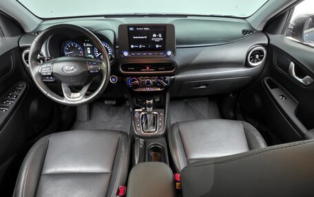 Hyundai Kona I, 2022 год, 1 620 000 рублей, 9 фотография