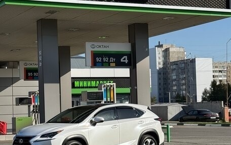 Lexus NX I, 2014 год, 3 100 000 рублей, 3 фотография