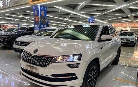 Skoda Karoq I, 2021 год, 1 997 000 рублей, 3 фотография