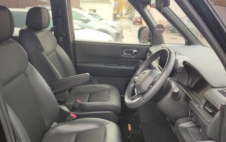 Honda Stepwgn, 2022 год, 2 900 000 рублей, 7 фотография