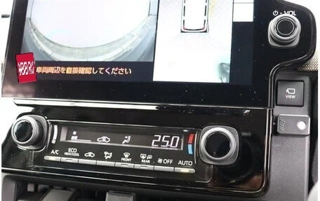 Toyota Sienta, 2022 год, 1 098 027 рублей, 23 фотография