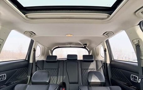 Mitsubishi Outlander III рестайлинг 3, 2022 год, 1 860 000 рублей, 21 фотография