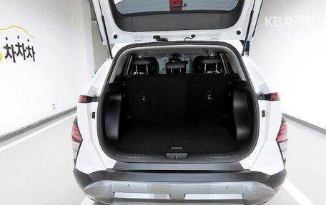 Hyundai Kona, 2023 год, 2 120 000 рублей, 5 фотография