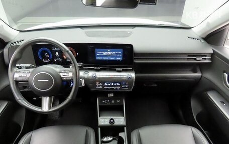 Hyundai Kona, 2023 год, 2 120 000 рублей, 8 фотография