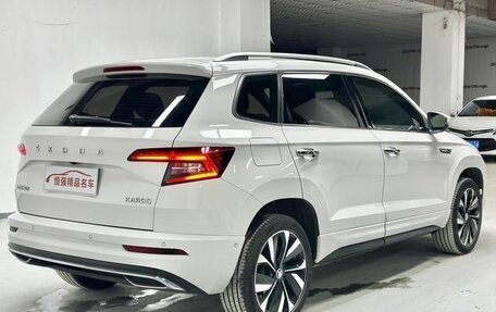 Skoda Karoq I, 2022 год, 2 038 000 рублей, 6 фотография